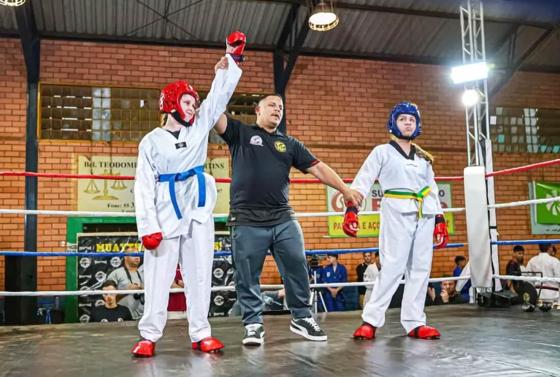 Capa Valentina Mantelli, de Vista Gaúcha, é Campeã da 1ª Taça Noroeste de Taekwondo ITF