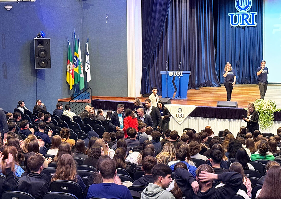 Capa URI-FW realiza o lançamento do Vestibular de Verão