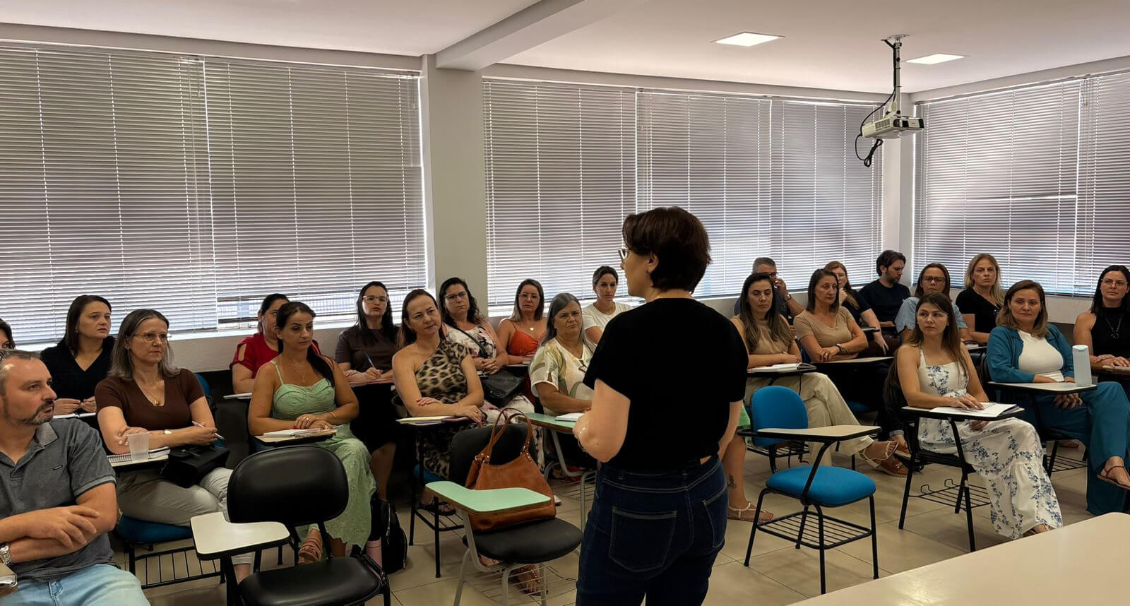 Capa Educação inicia preparativos para 2026 com foco em qualificação e novo sistema pedagógico em Frederico Westphalen