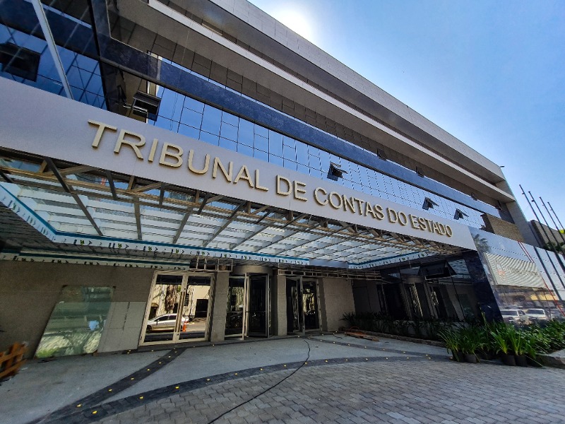Capa TCE-RS emite parecer desfavorável às contas de 2023 do ex-prefeito de Carazinho