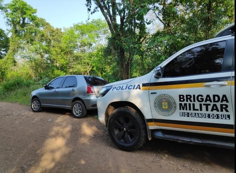 Capa BM recupera veículo furtado em Frederico Westphalen