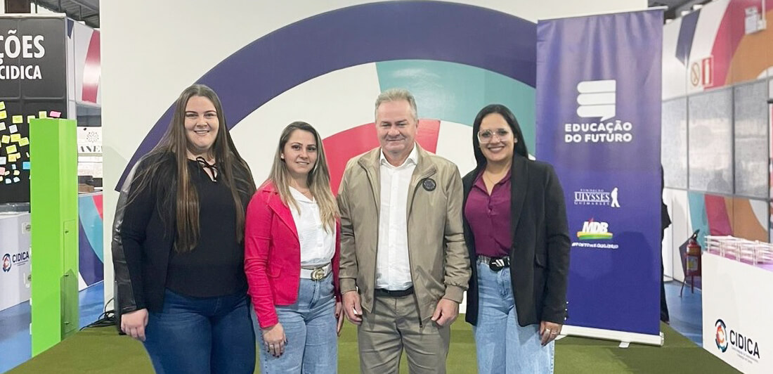 Capa Comitiva pinhalense realiza visita técnica em escolas de tempo integral na Serra Gaúcha