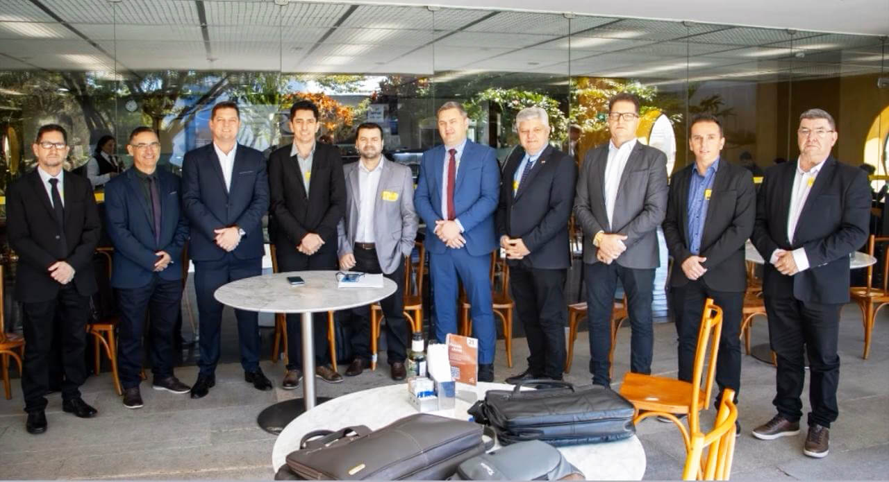 Capa Prefeito de Rodeio Bonito busca investimentos em Brasília para ligação asfáltica e nova escola