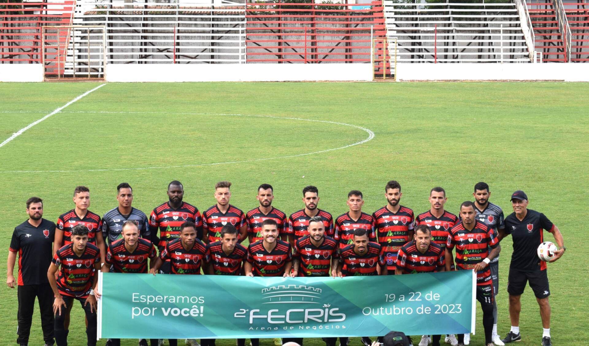 Capa Tupi perde para o VEC na estreia na Série A2