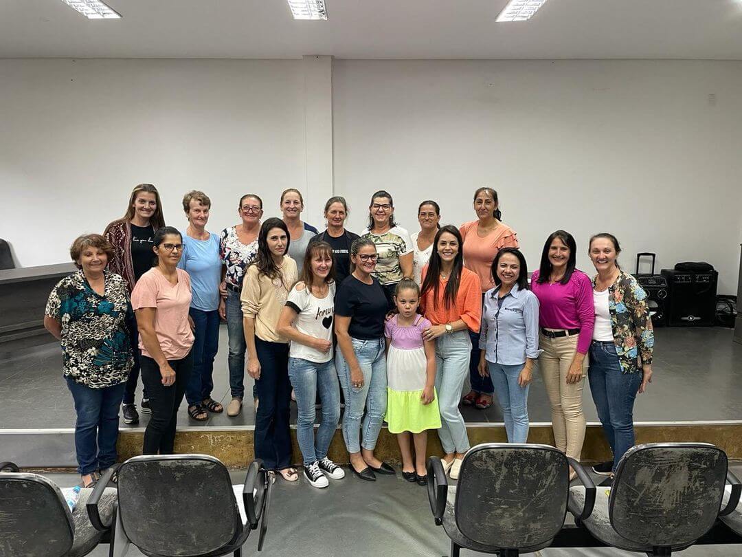 Capa Lideranças femininas caiçarenses se reúnem para preparativos do Encontro Intermunicipal de Mulheres