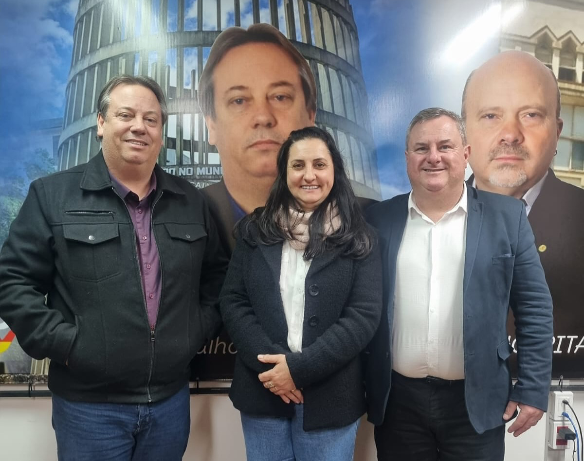 Capa Palmitinho busca implantação de uma unidade do Corpo de Bombeiros no município