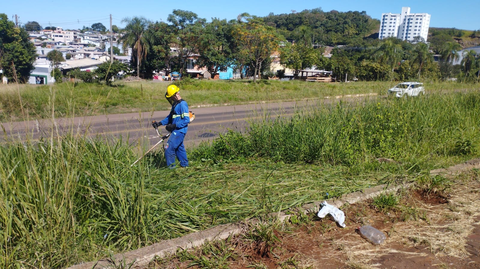 Capa Prefeitura intensifica ações de limpeza e organização urbana nos bairros de FW