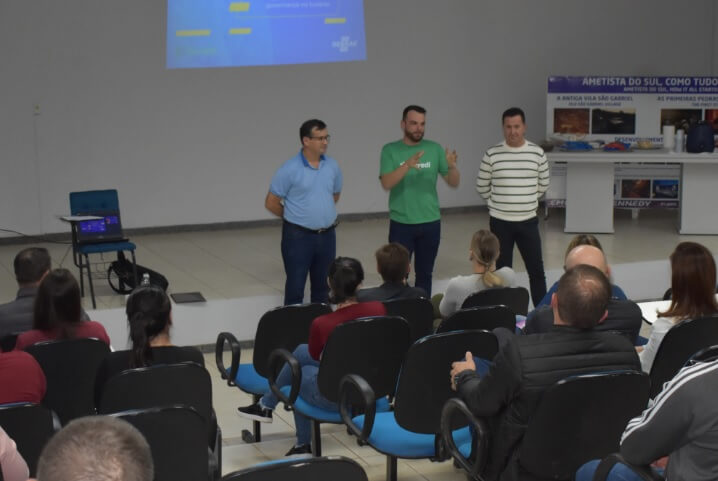 Capa Ametista do Sul: workshop sobre turismo destaca o projeto de Desenvolvimento do Turismo Regional