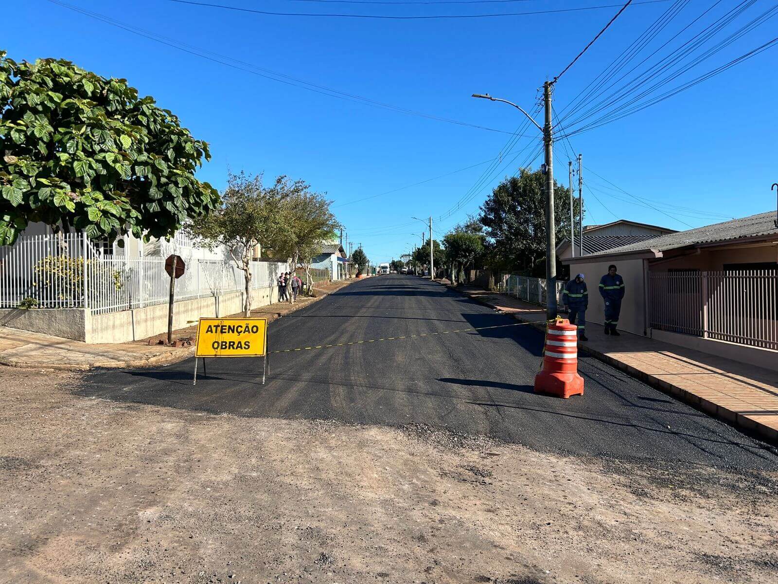 Capa Seberi: obra de pavimentação na rua Firmino de Paula é iniciada