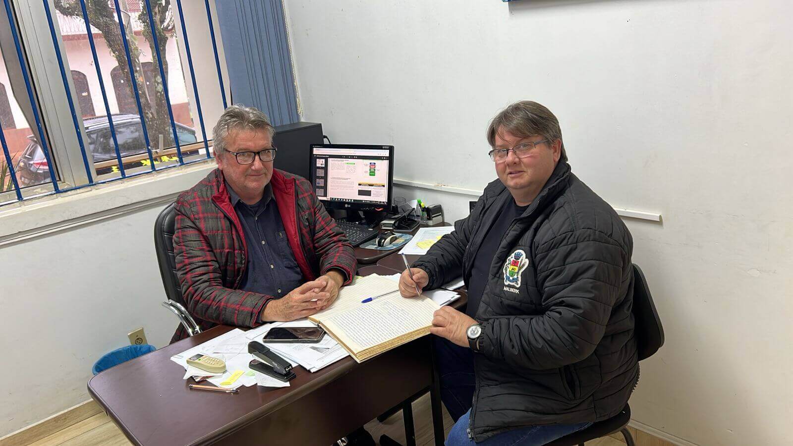 Capa Redentora: Prefeito Malberk transmitiu o cargo ao vice Noedi