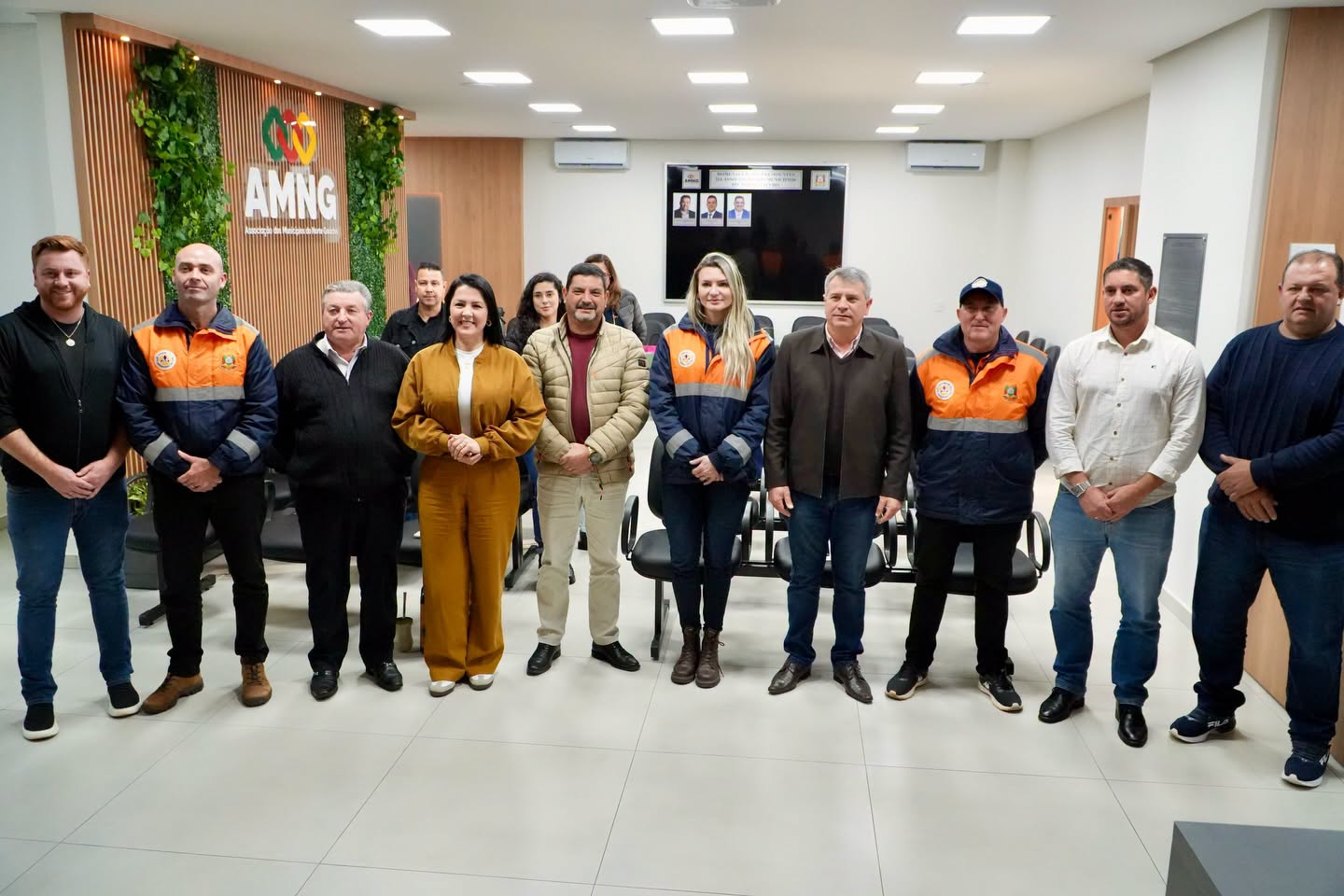 Capa Nonoai participa de reunião da AMNG e reforça articulação por demandas regionais