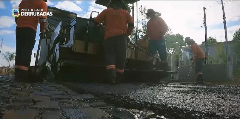 Capa Inauguração da pavimentação da Avenida Porto Alegre em Derrubadas será neste sábado, 29