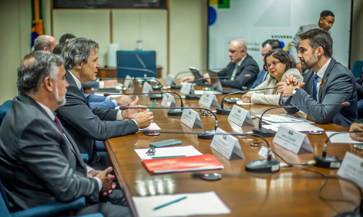 Capa Governo antecipa R$ 680 milhões do ICMS de 2025 ao Rio Grande do Sul