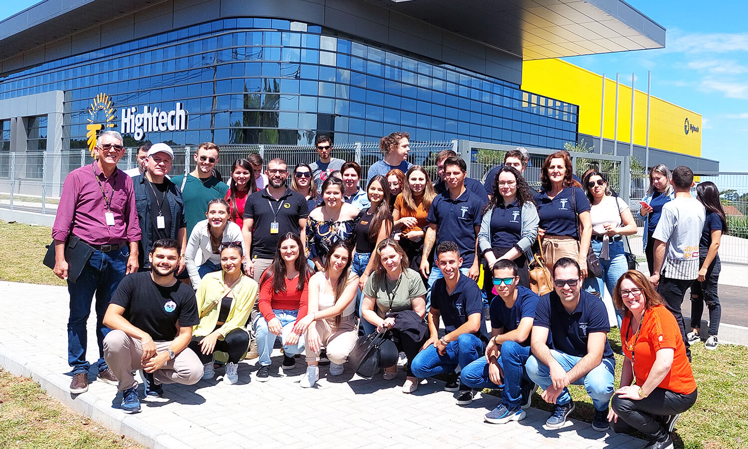 Capa Alunos e professores dos cursos técnicos em Administração e Contabilidade conhecem experiências exitosas em visita às empresas de Chapecó