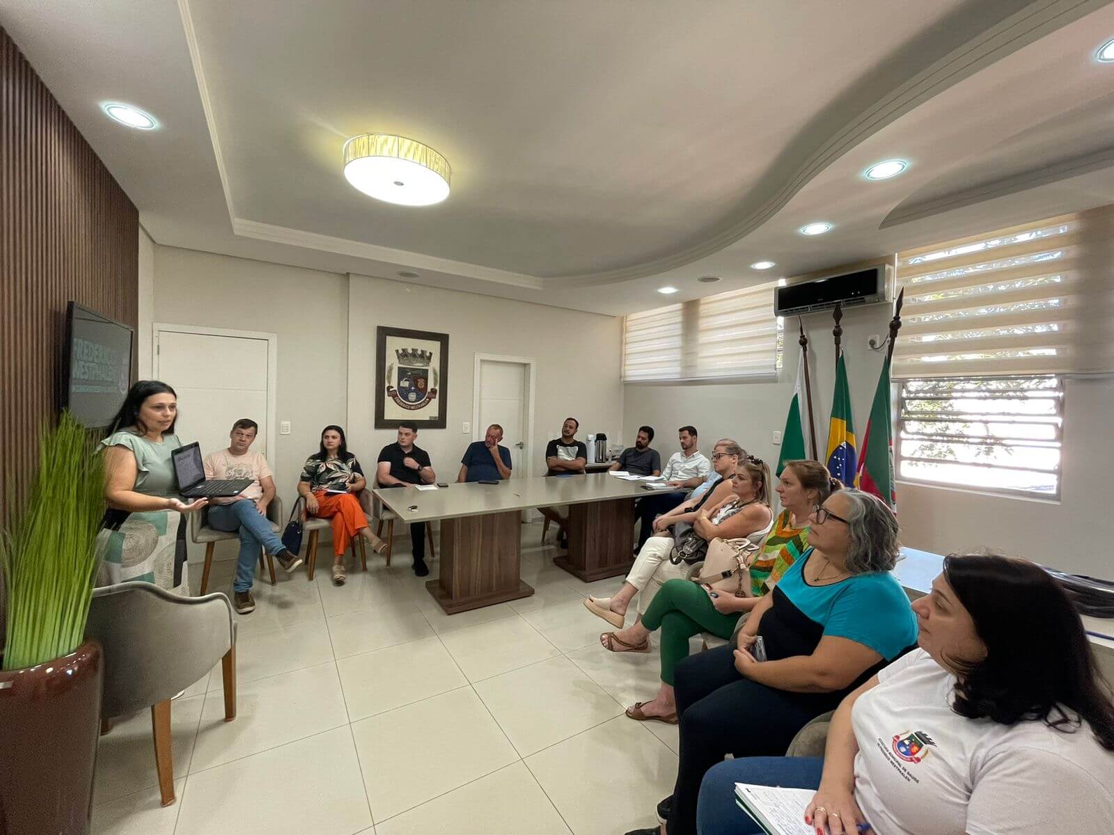 Capa Administração de FW realiza reunião sobre coleta seletiva