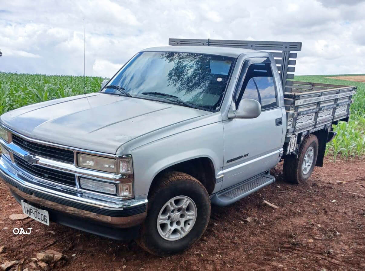 Capa Família de Ibirubá cai em golpe e perde caminhonete Silverado