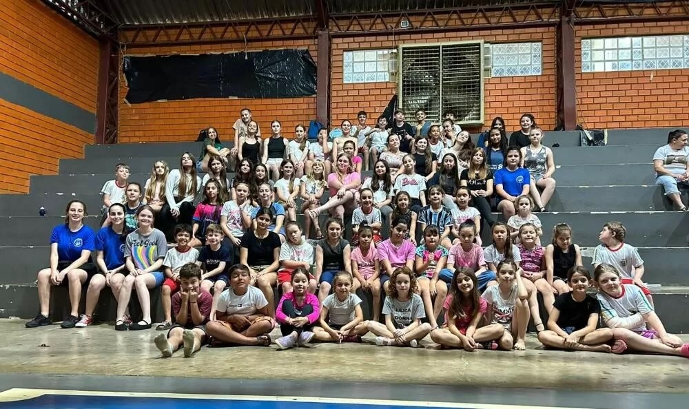 Capa Pinhal promove o Espetáculo “Alice no País das Maravilhas” na próxima sexta-feira