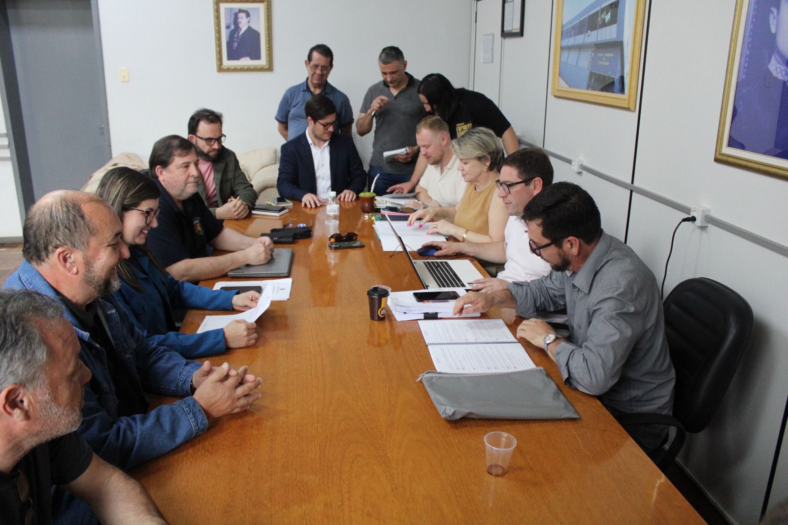 Capa Frente Parlamentar entrega relatório final sobre o transporte público em Palmeira das Missões