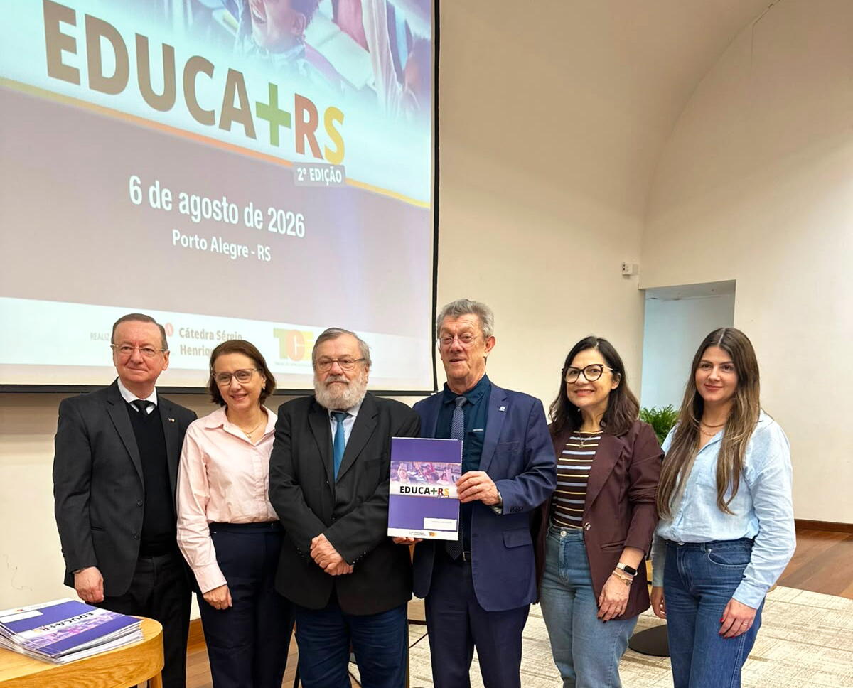 Capa Prefeito e equipe da Educação de Frederico Westphalen participam do lançamento do Educa+RS em Porto Alegre