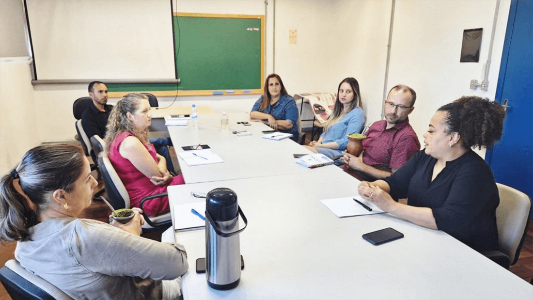 Capa 20ª CRE e UFSM-PM firmam parceria para fortalecer a Educação Antirracista na rede estadual
