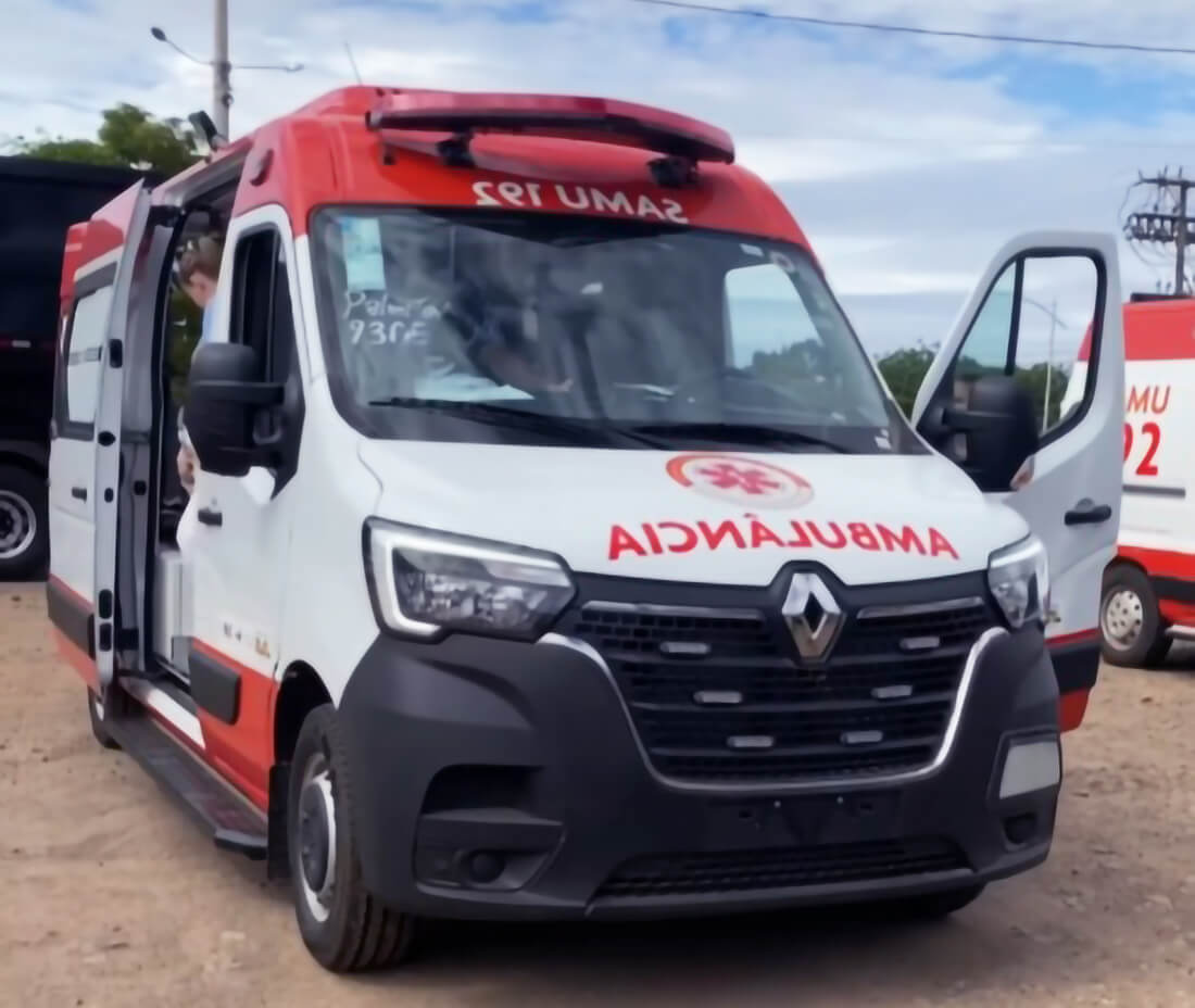 Capa SAMU de Palmitinho recebe ambulância nova e reforça atendimento emergencial