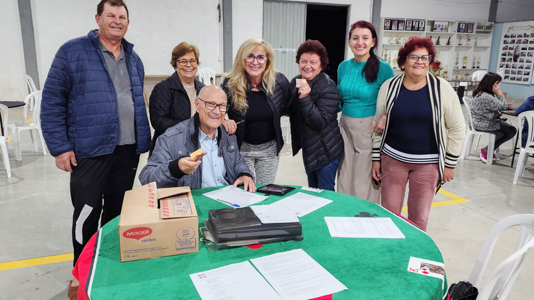 Capa Torneio de Canastra reúne 24 duplas na Comunidade de São Luiz, em Frederico Westphalen