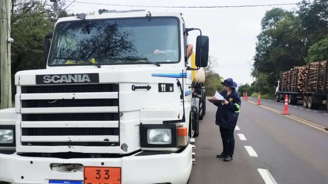Capa Tráfego de caminhões tem alterações na Semana Santa