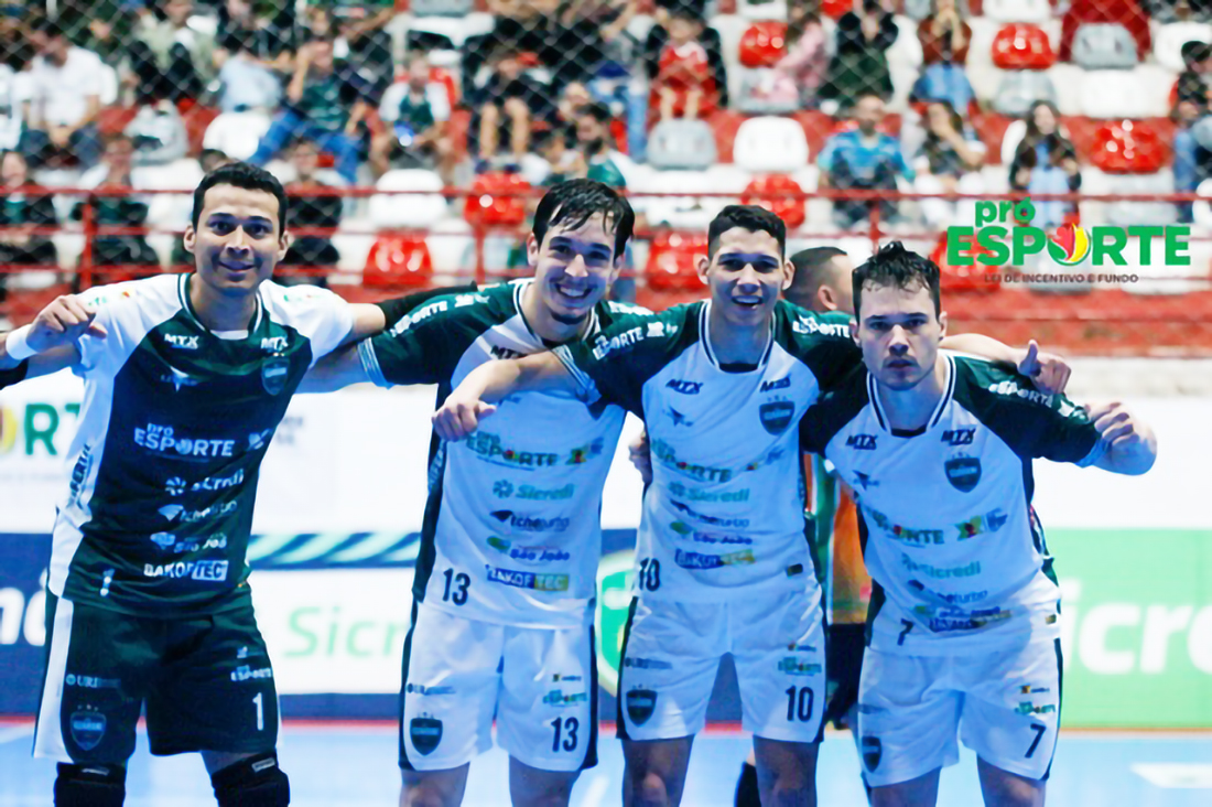 Capa Guarani Futsal goleia e se mantém na briga pela classificação no Gauchão