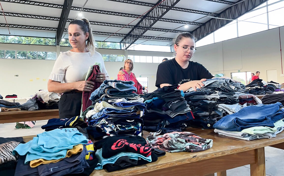 Capa Doações arrecadadas em Frederico Westphalen já chegaram a 14 cidades do Estado