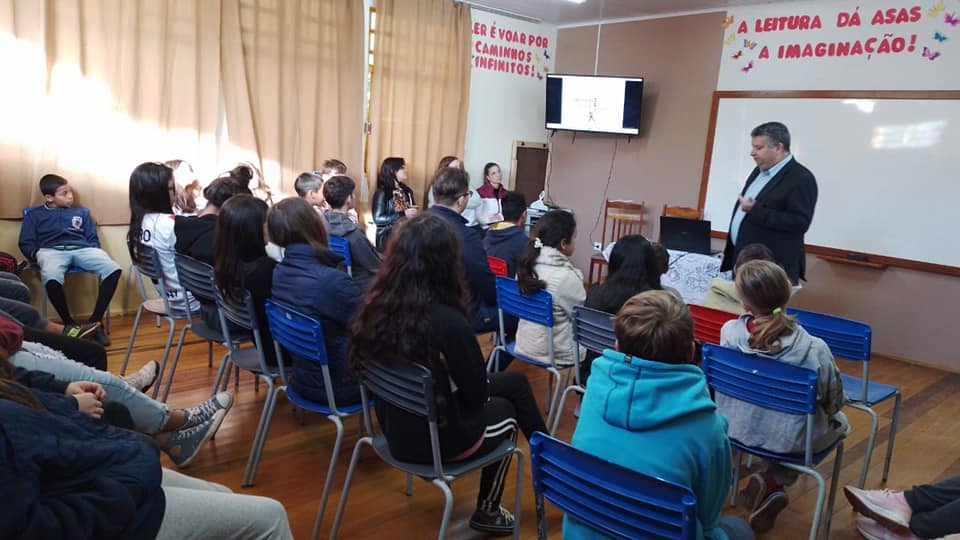 Capa Escola de Vista Alegre tem palestra sobre Educação Fiscal