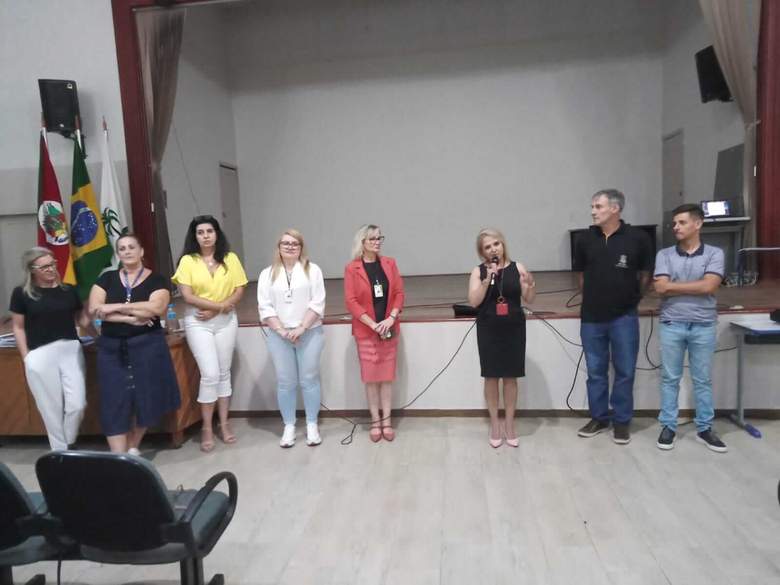 Capa Diretores e supervisores da 20ªCRE participam de encontro sobre Estudos de Recuperação 