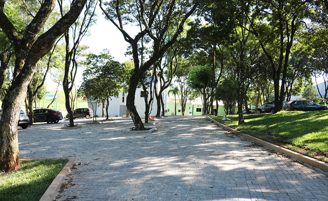 Capa CIGRES conclui obras de pavimentação com paver