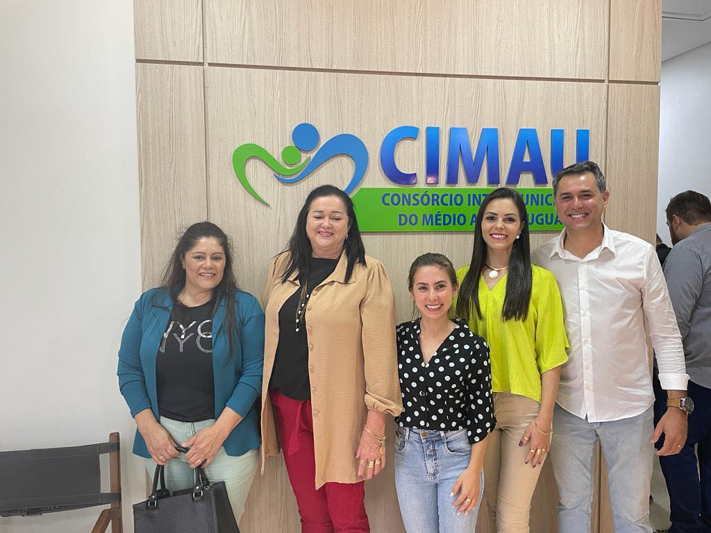 Capa Representantes da Administração de Caiçara participam de inauguração da nova sede CIMAU