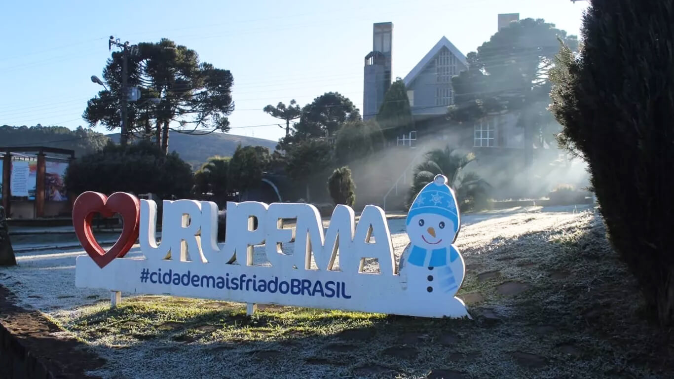 Capa Sul do Brasil registra primeira temperatura negativa do ano com frio intenso em Santa Catarina