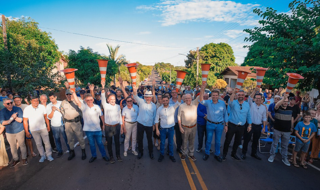 Capa Gabriel Souza inaugura vias asfaltadas pelo Programa Pavimenta no Noroeste do Estado
