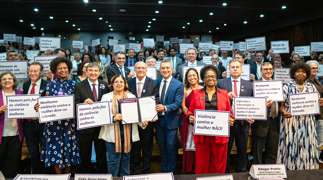 Capa Homens públicos lançam manifesto nacional pelo fim da violência contra as mulheres