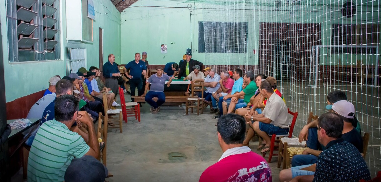 Capa Iraí: administração entrega Rede de Água à Comunidade do Roncador