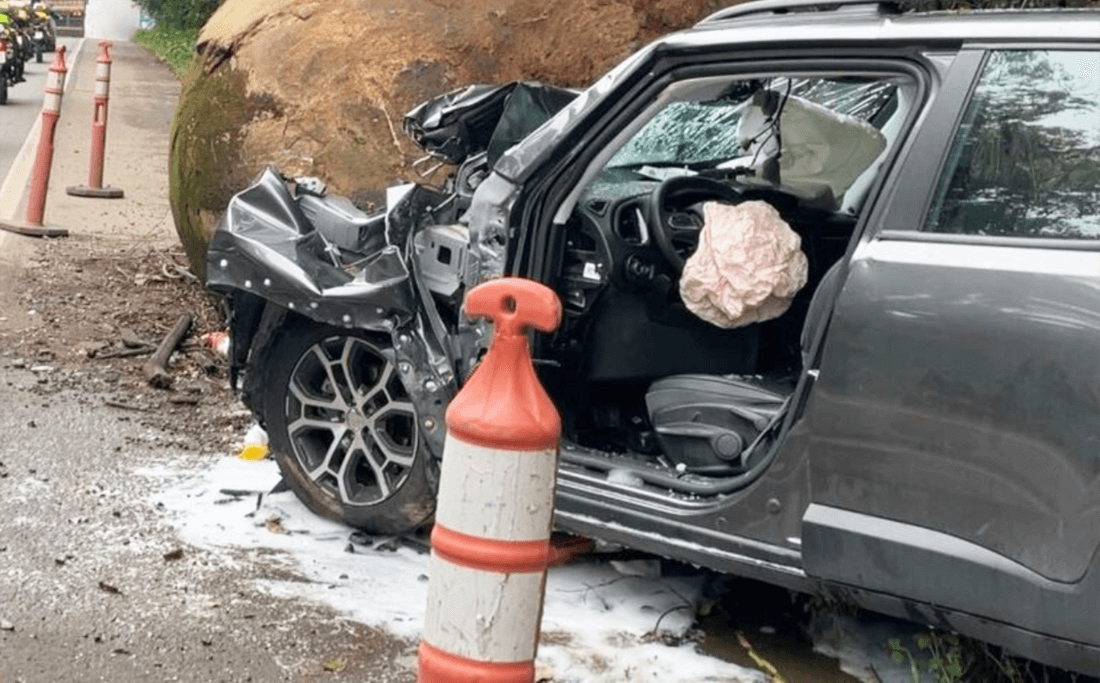 Capa Morre idoso que colidiu contra rocha na BR-158