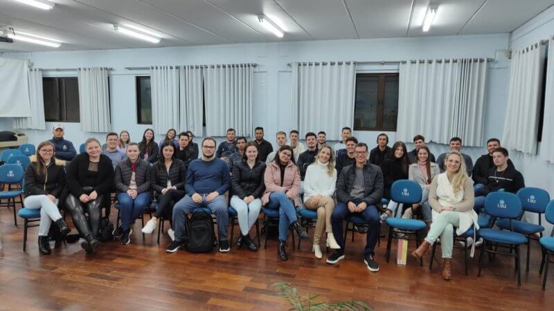 Capa Semana Multicursos na URI/FW promove integração e aprendizado