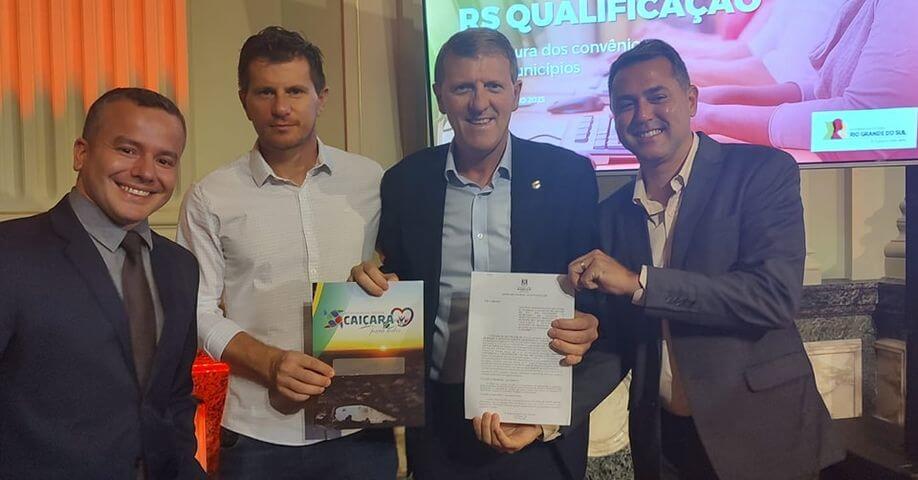 Capa Caiçara assina termo do RS Qualificação