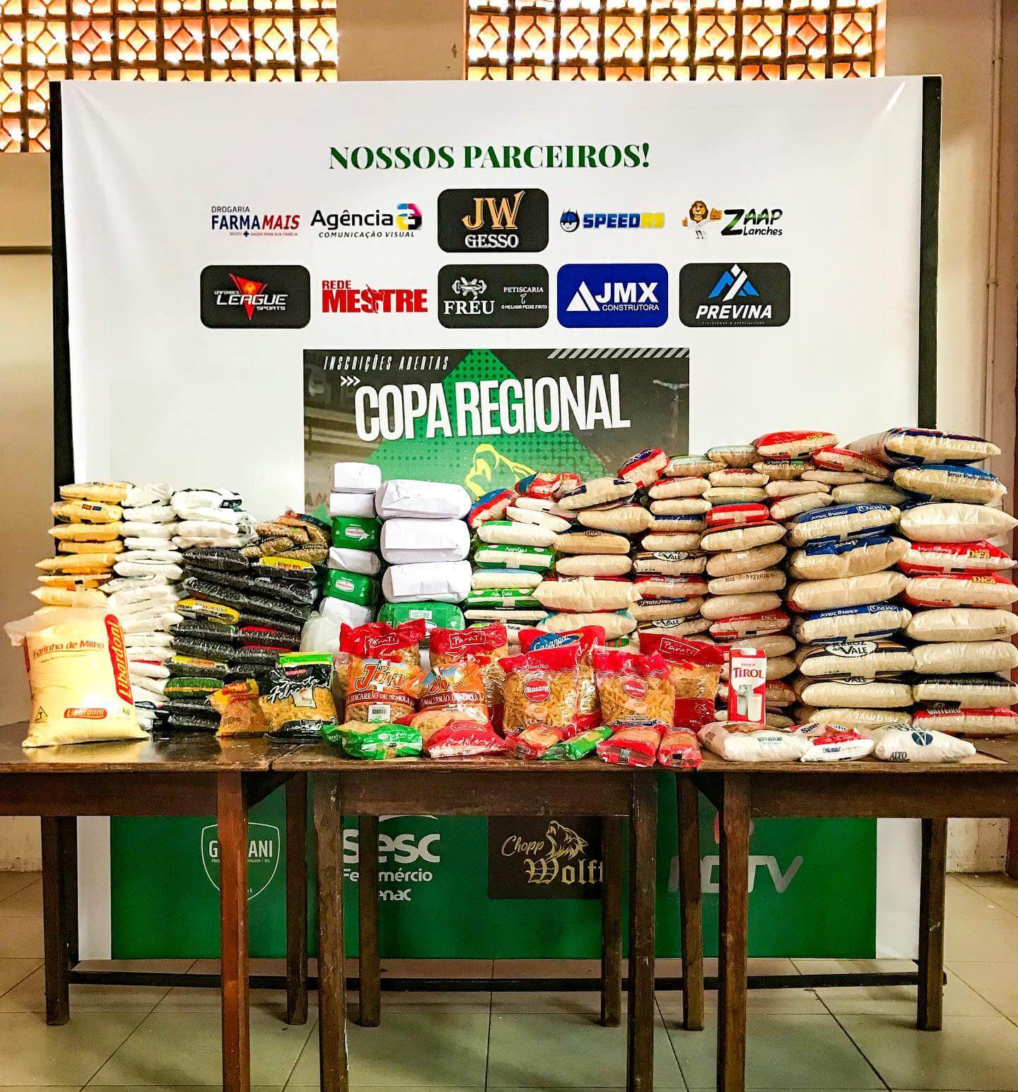 Capa Copa Regional de Futsal arrecada cerca de 400kg de alimentos