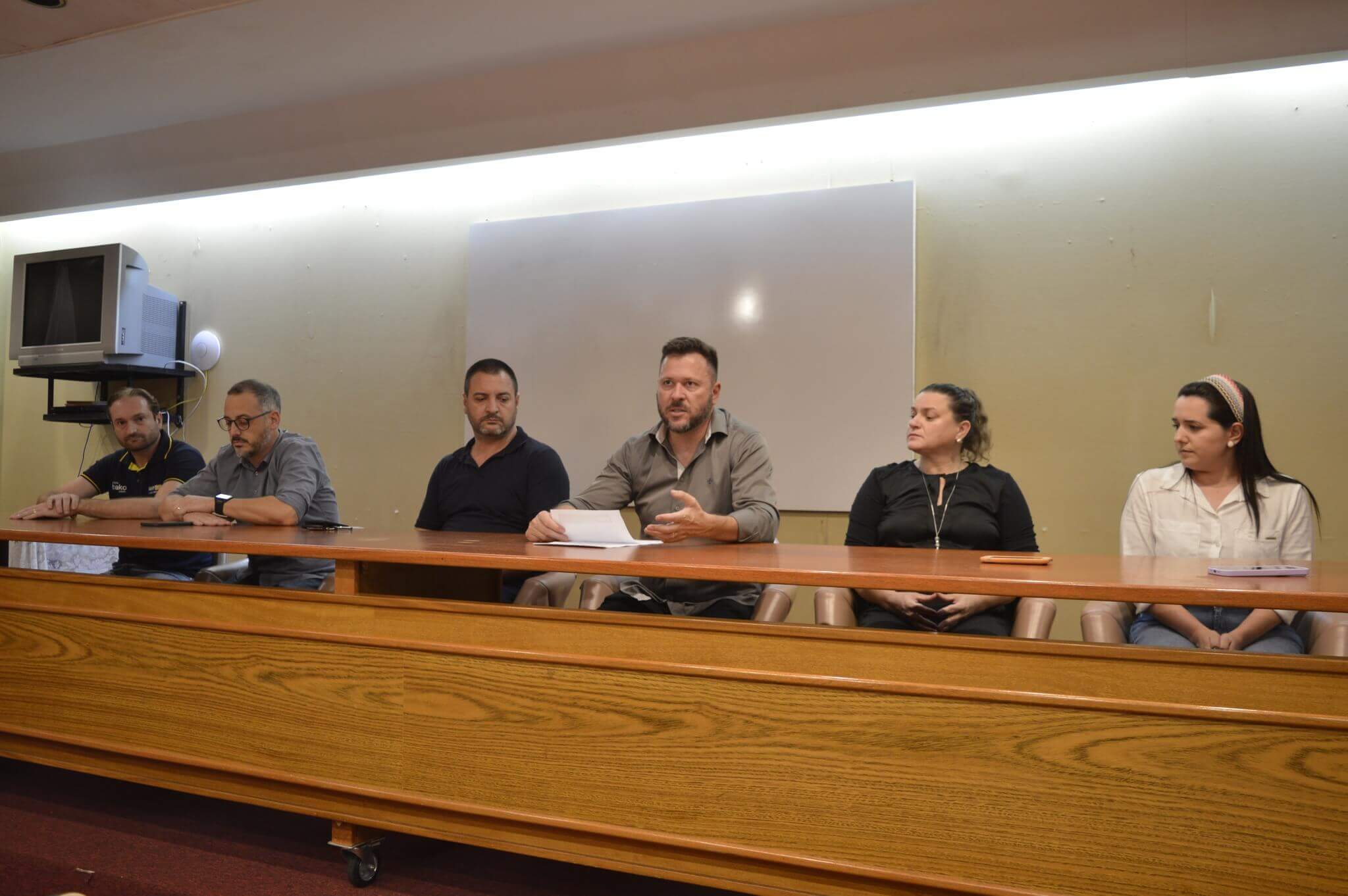 Capa HDP apresenta empresas interessadas em realizar obras da ampliação da hemodiálise e construção do centro de oncologia