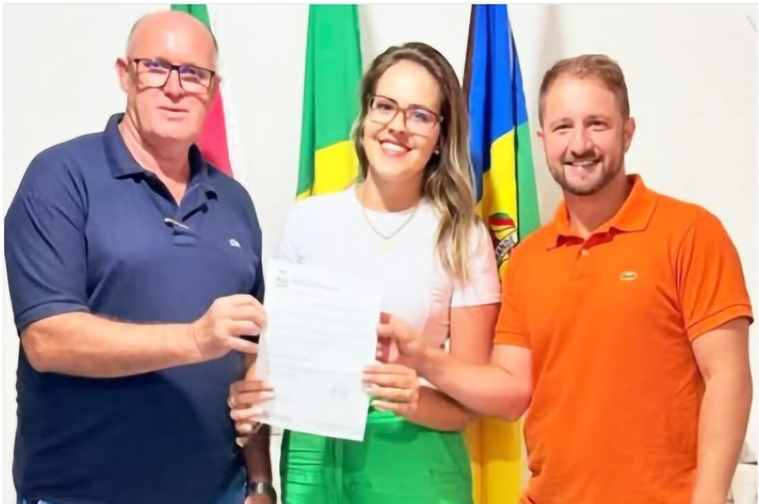 Capa Cristie Becker é a nova secretária de Serviços Urbanos de Miraguaí
