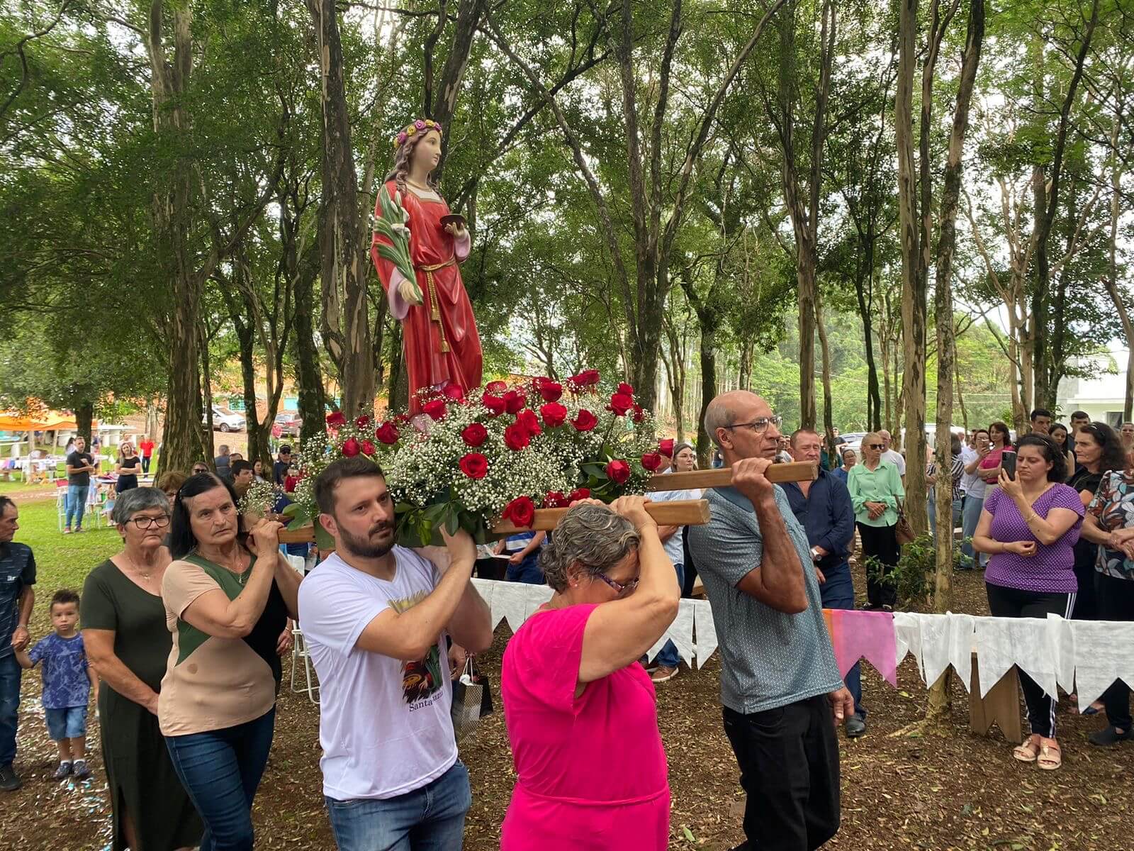 Capa Comunidade da Linha 21 de Abril se prepara para a 23ª Romaria em honra à Santa Luzia