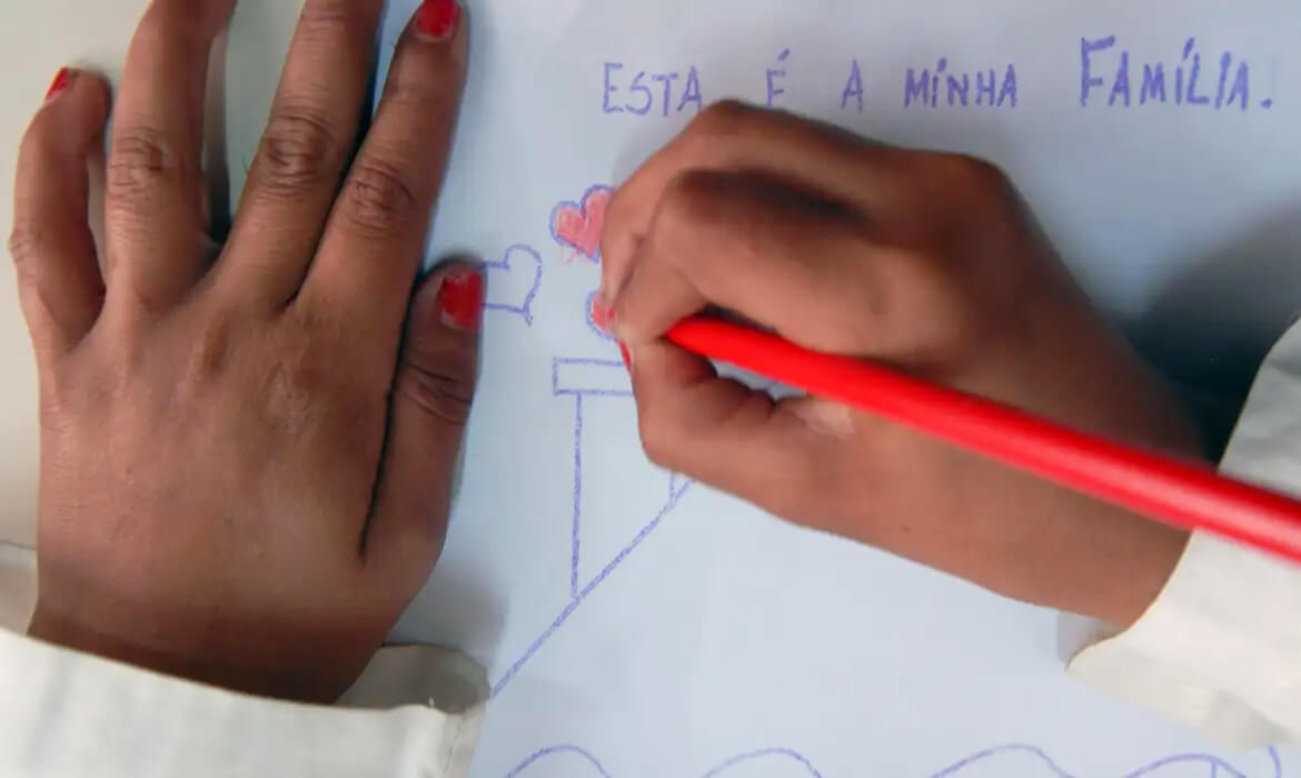 Capa Estados e municípios devem apresentar demandas para alfabetização