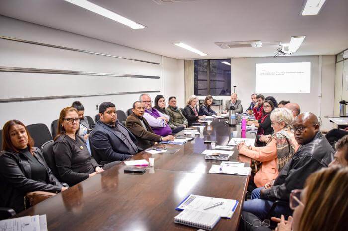 Capa Famurs promove reunião com municípios que não integram o Peate/RS por falta de recursos financeiros