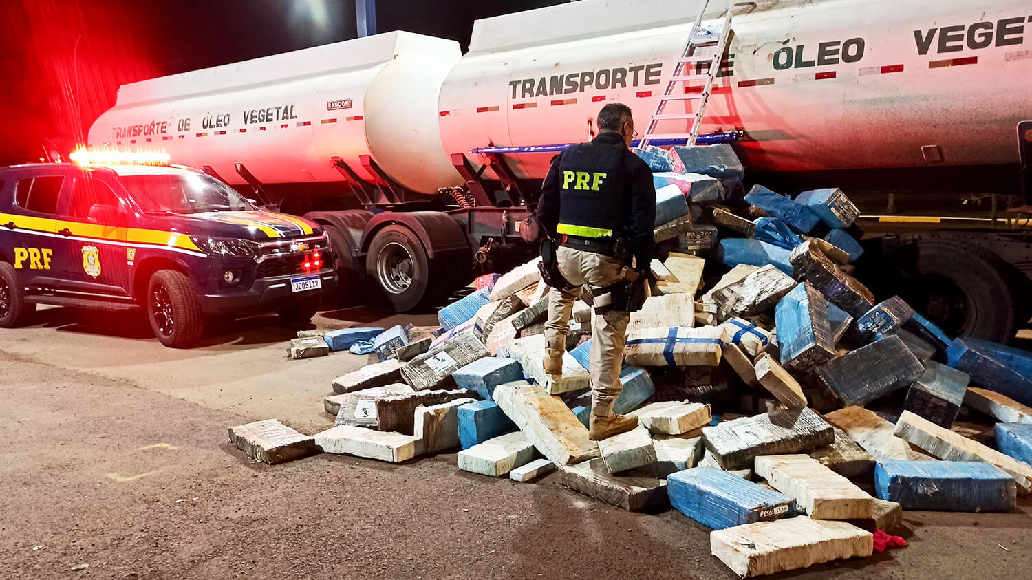 Capa PRF realiza a 3ª maior apreensão de maconha da história no Rio Grande do Sul