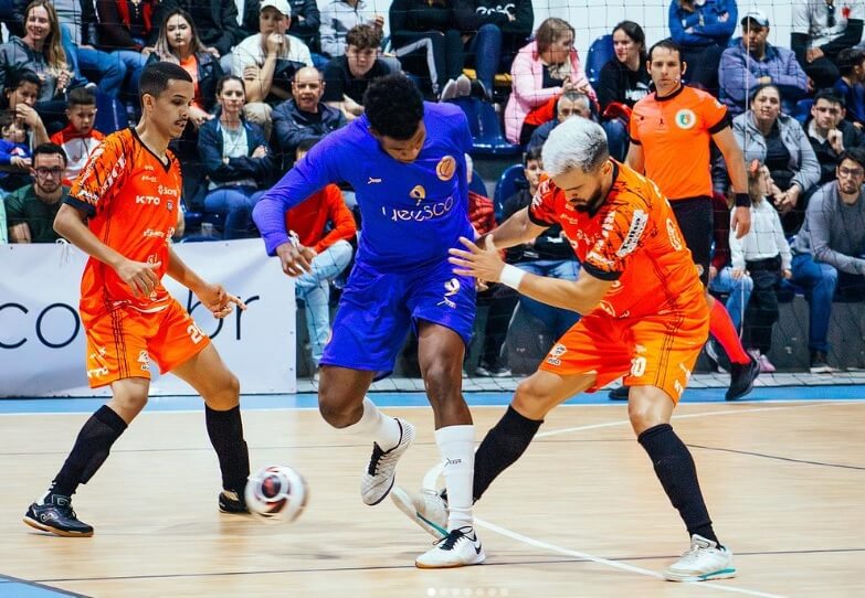 Capa AFUCS recebe o Passo Fundo para voltar a vencer no Gauchão de Futsal