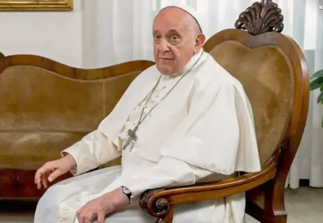 Capa Papa Francisco tem infecção polimicrobiana e quadro clínico complexo, informa Vaticano