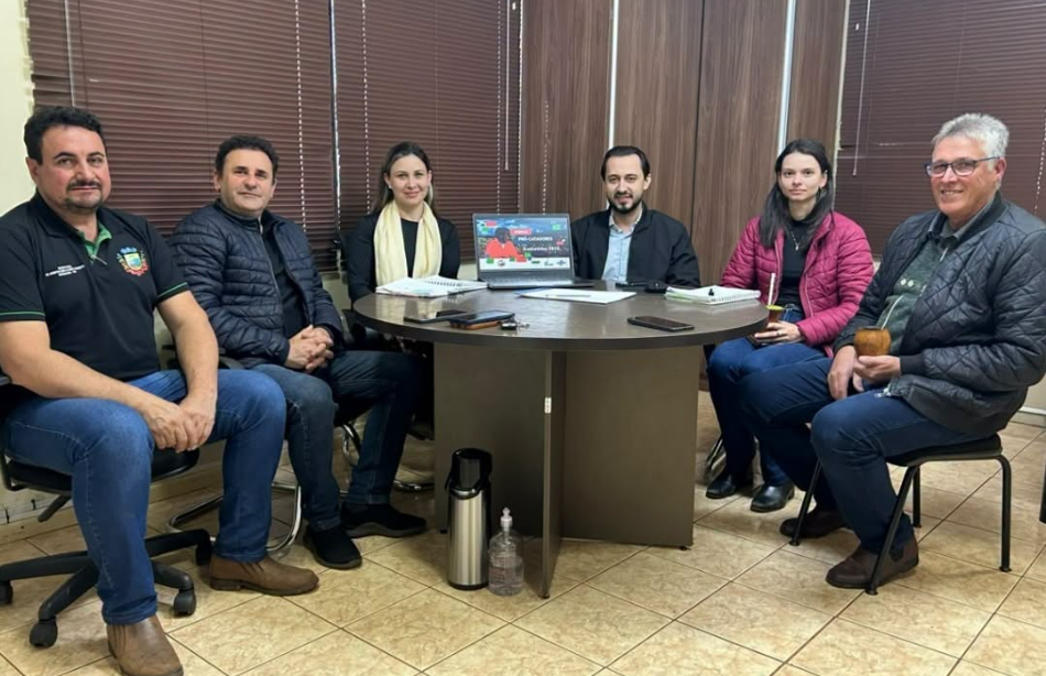 Capa Guatambu inicia programa para fortalecer gestão de resíduos sólidos e apoiar catadores